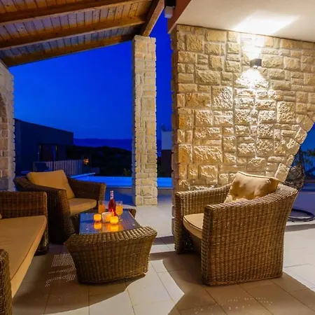 Villa By Guide
