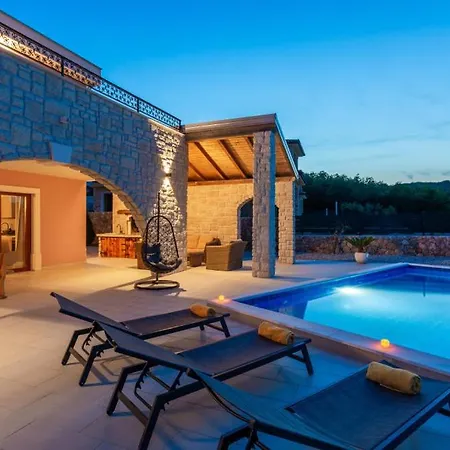 Villa By Guide *